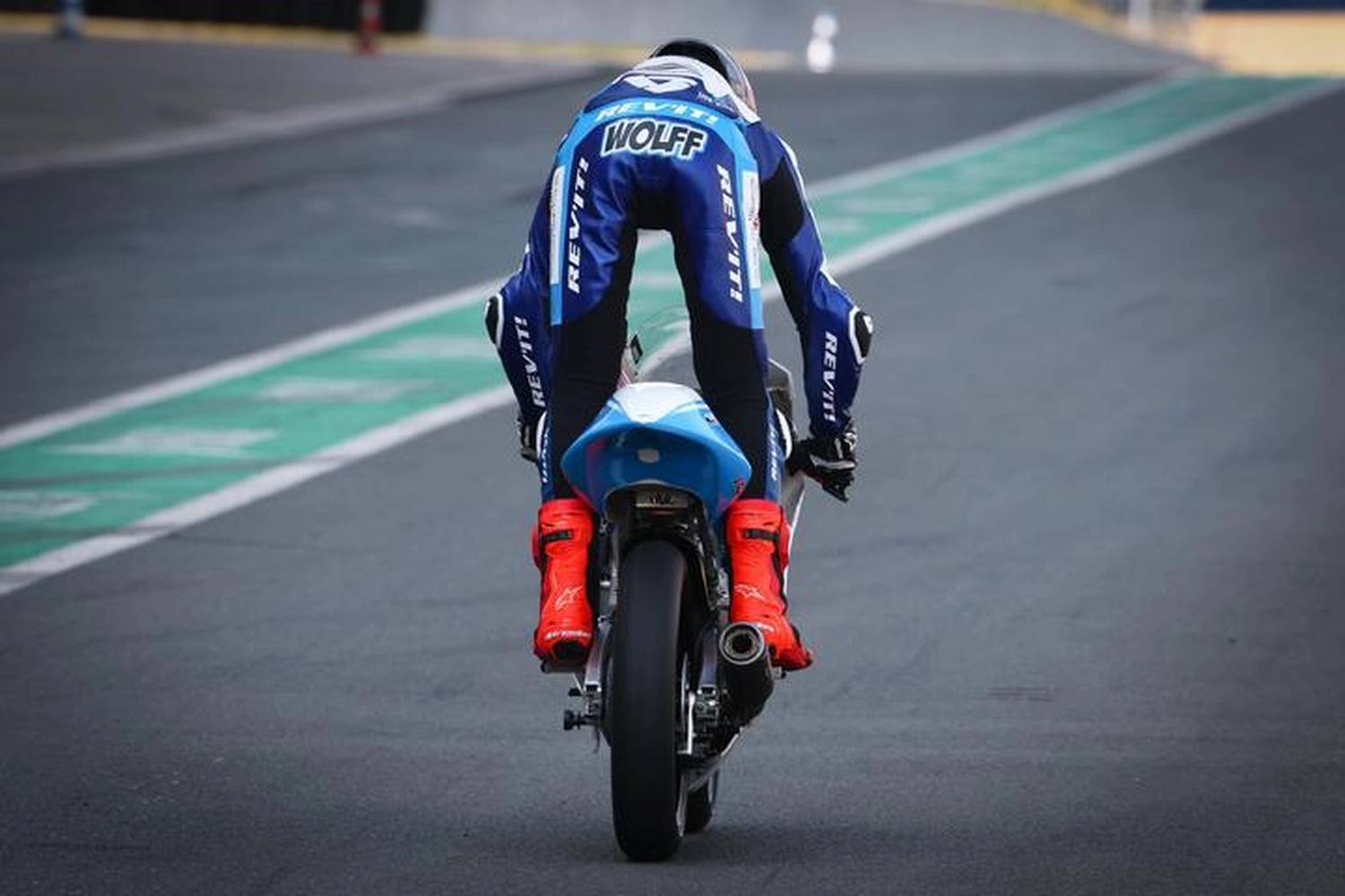 LW-Motorsport - Der Rennfahrer - Stunts auf dem Fahrrad